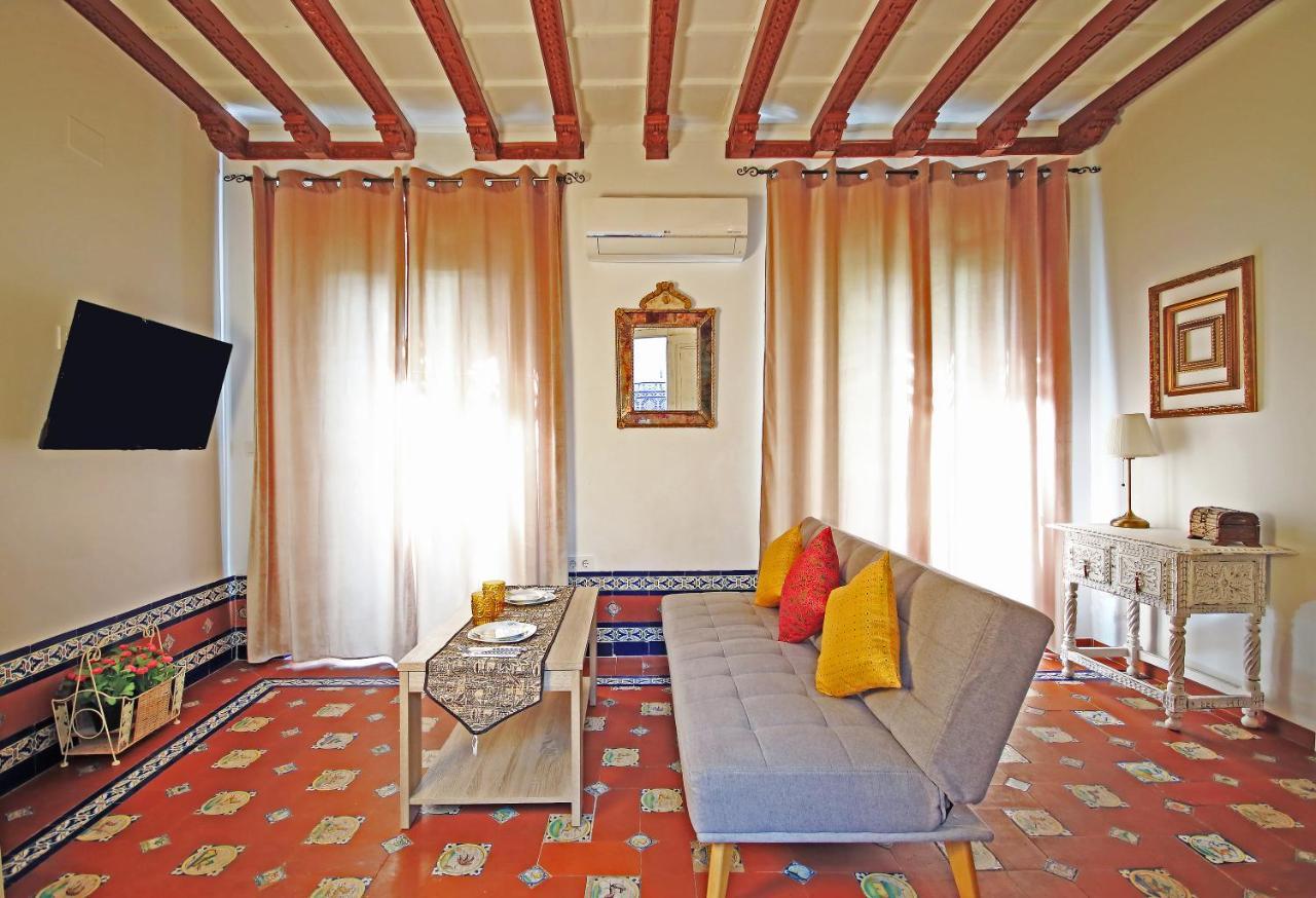 Palace House Hercules - Apartments Σεβίλλη Εξωτερικό φωτογραφία