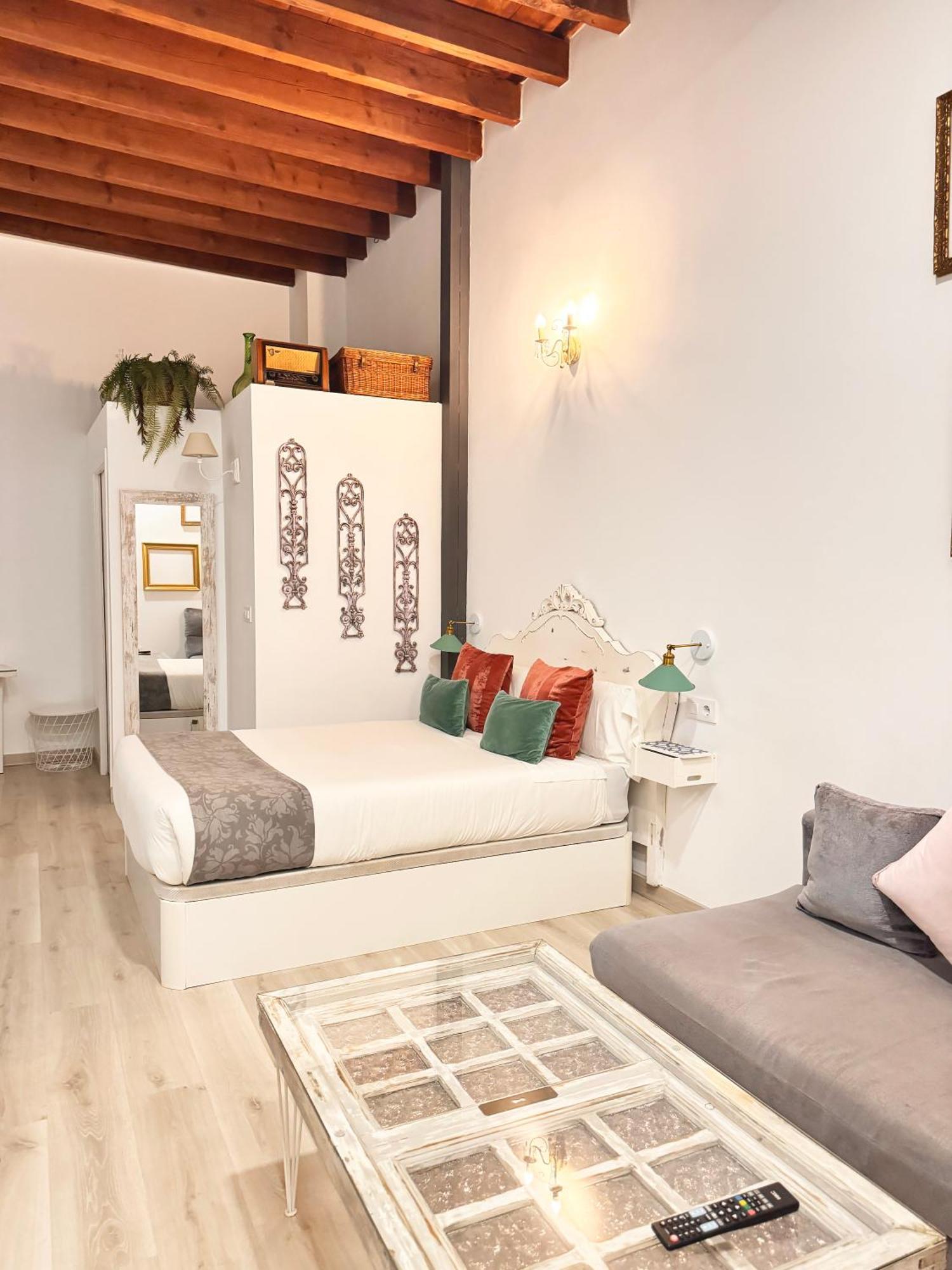 Palace House Hercules - Apartments Σεβίλλη Δωμάτιο φωτογραφία